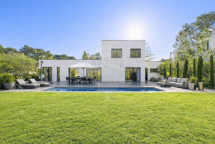 MAISON  CONTEMPORAINE BORD DE MER LA PALMYRE