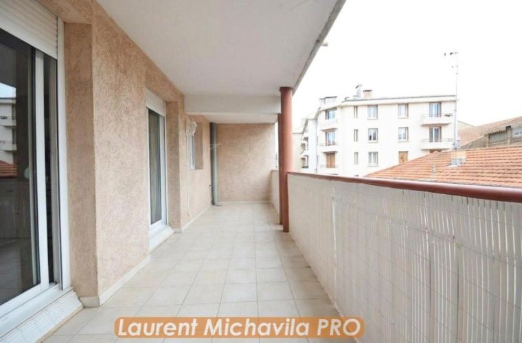APPARTEMENT T3 68 M2 TERRASSE  BEZIERS