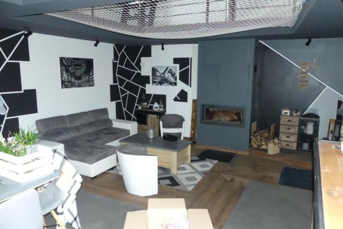 A vendre LOFT  3 PIECES 186 M2  DOUDELAINVILLE