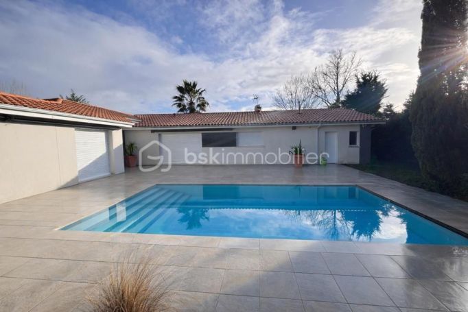 A louer MAISON  CONTEMPORAINE  LE PIAN MEDOC