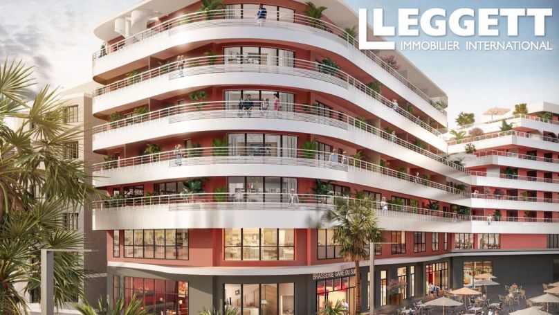 A louer APPARTEMENT NEUF T5 139 M2 TERRASSE BORD DE MER NICE
