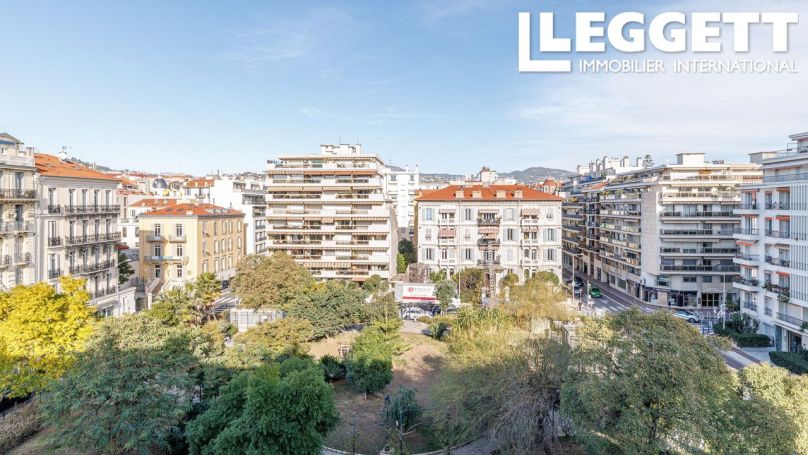 A louer APPARTEMENT T4 130 M2 BORD DE MER NICE