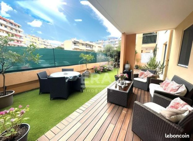 A louer APPARTEMENT NEUF T3 58 M2 TERRASSE BORD DE MER CAGNES SUR MER