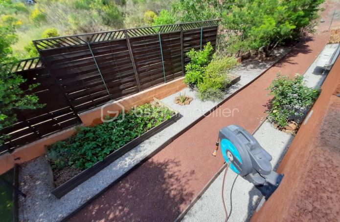 A louer MAISON  6 PIECES 115 M2  LE BOSC