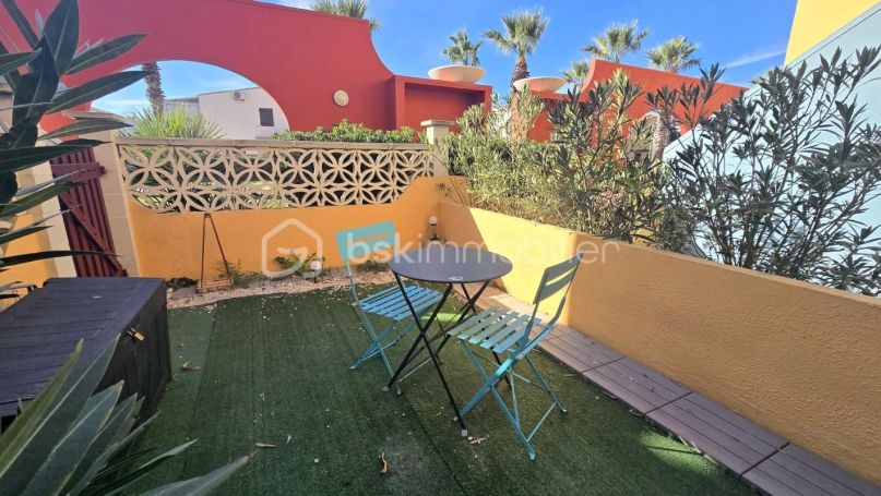 A louer STUDIO NEUF  22 M2 TERRASSE BORD DE MER LE BARCARES