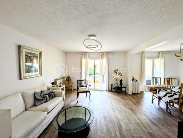 A louer APPARTEMENT T4 78 M2 TERRASSE  DRAGUIGNAN