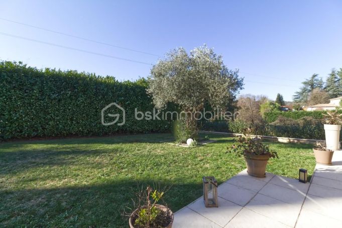 A louer MAISON  5 PIECES 124 M2  SAINT MARTIN DE VALGALGUES