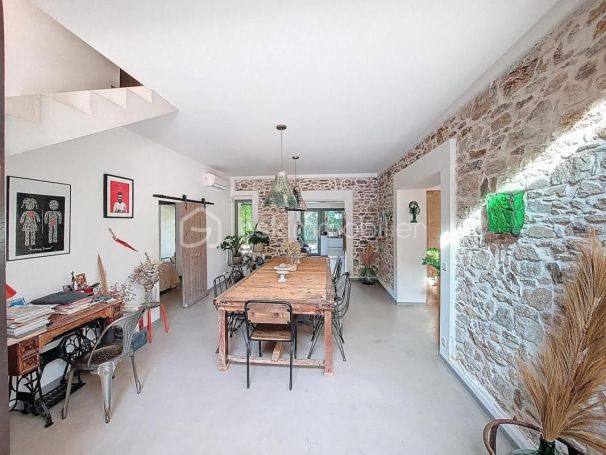 A louer MAISON  CONTEMPORAINE BORD DE MER LA SEYNE SUR MER