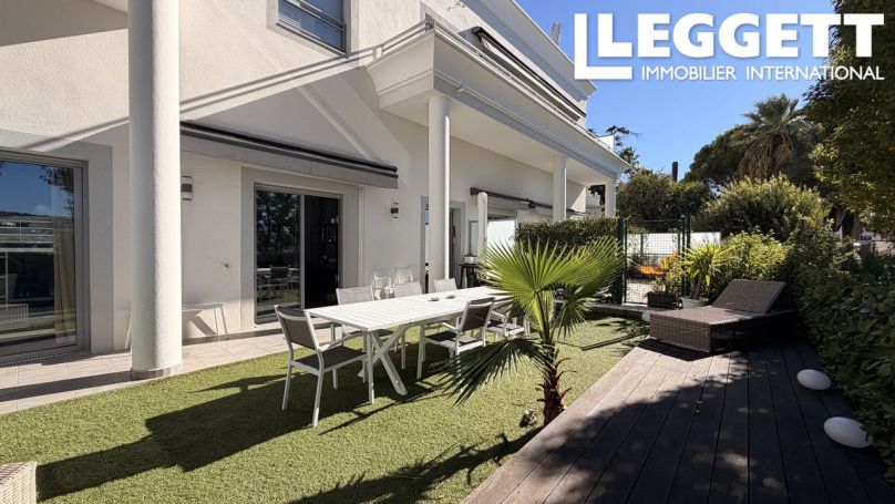 A louer APPARTEMENT T2 64 M2 TERRASSE BORD DE MER NICE