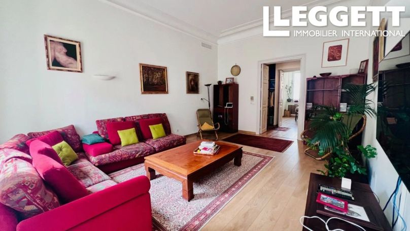 A louer APPARTEMENT T6 149 M2 BORD DE MER NICE