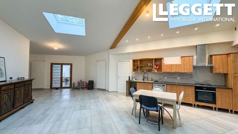 A louer MAISON  6 PIECES 170 M2  VILLESEQUELANDE