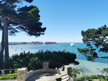SUPERBE Appartement T6 130 M&sup2;  vue mer Dinard