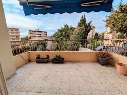 appartement T3 54 M&sup2; balcons et terrasse Le Cannet
