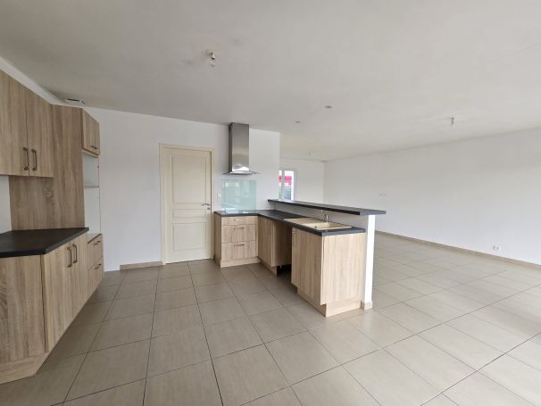 A vendre MAISON  4 PIECES 101 M2  SALLERTAINE