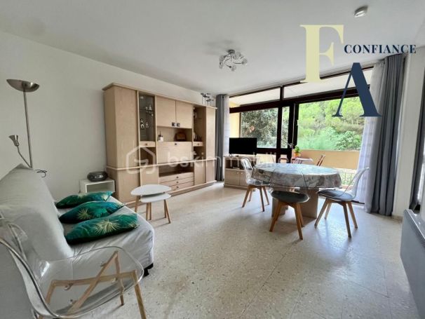 A louer APPARTEMENT T2 48 M2 BORD DE MER BALARUC LES BAINS