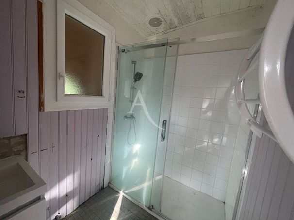 A vendre MAISON  5 PIECES 100 M2  ANGLES