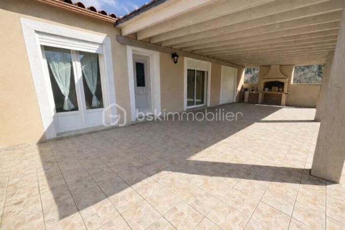 A louer MAISON  4 PIECES 136 M2  MONTAZELS