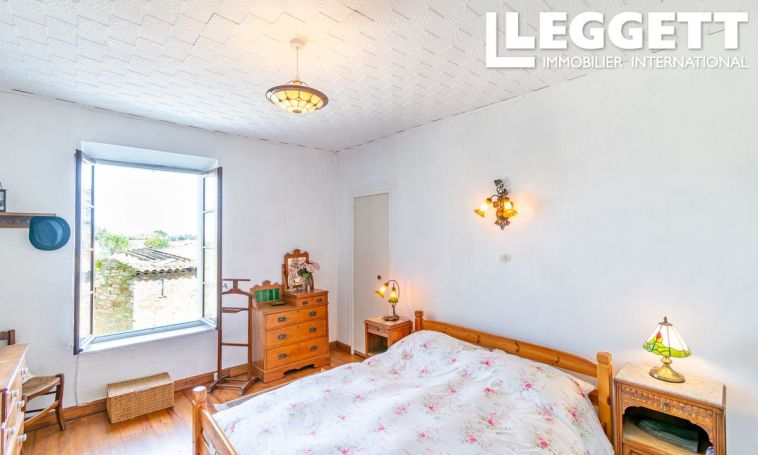 A louer MAISON  DE MAîTRE  FONTCOUVERTE