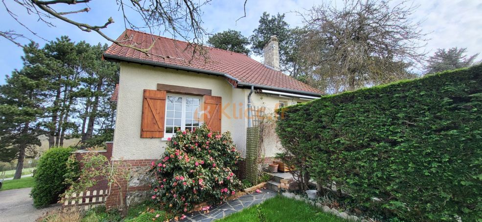 A vendre MAISON  5 PIECES 115 M2 BORD DE MER DIEPPE à 5 minutes de la mer et de Neuville-sur-Dieppe et 10 minutes de Dieppe