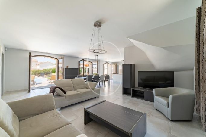 A louer MAISON  CONTEMPORAINE  UZES