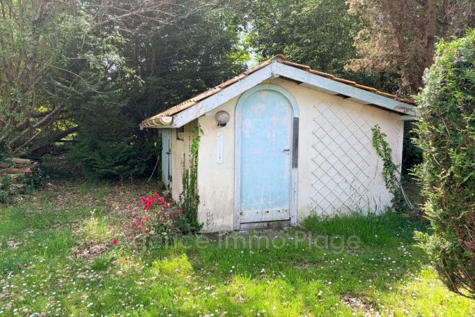 A vendre MAISON  6 PIECES 137 M2  SAINT VIVIEN DE MEDOC campagne