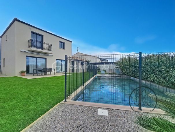 A louer MAISON  4 PIECES 103 M2  COLOMBIERS