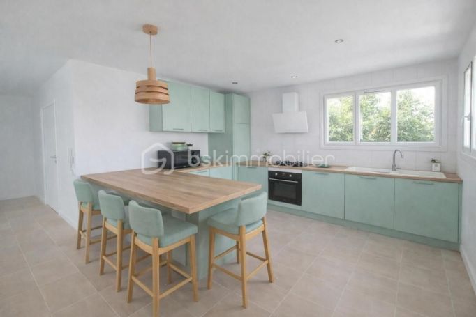 A louer APPARTEMENT T2 50 M2 TERRASSE BORD DE MER CARQUEIRANNE