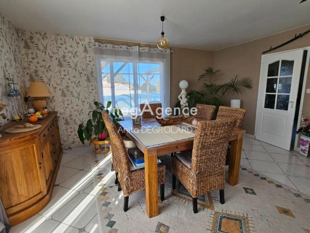 A louer MAISON  DE MAîTRE  LA ROCHE SUR YON