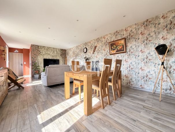 A louer LONGèRE  6 PIECES 88 M2  PUISIEUX