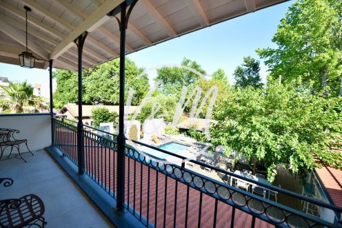 Superbe VILLA  contemporaine 7 PIECES 238 M&sup2; piscine Andernos-les-Bains