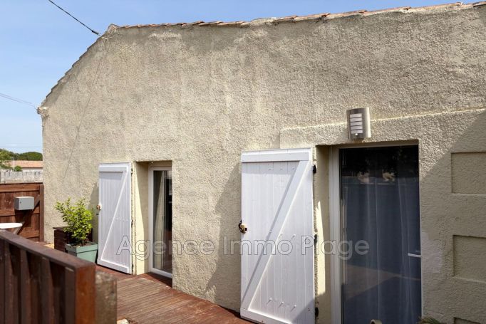A vendre MAISON  2 PIECES 55 M2  JAU DIGNAC ET LOIRAC Centre-ville