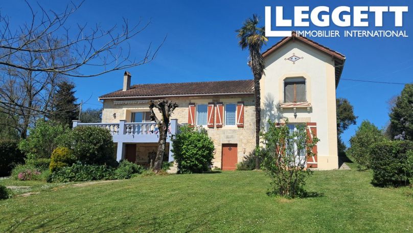 A louer MAISON  DE MAîTRE  BOURG