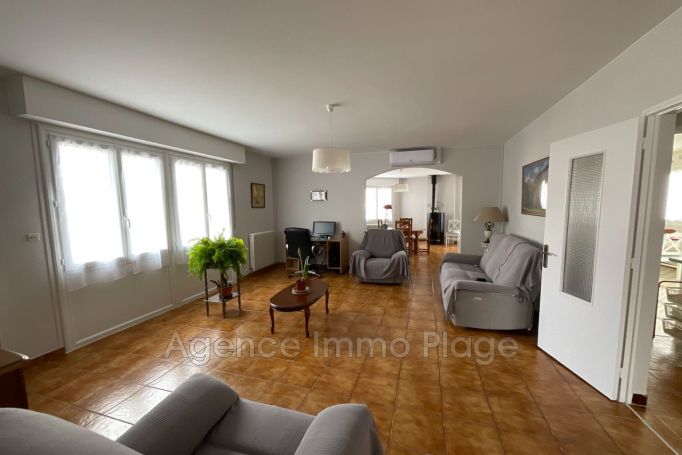 A vendre MAISON  3 PIECES 103 M2  SAINT VIVIEN DE MEDOC campagne