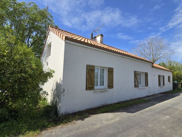 A vendre LONGèRE  3 PIECES 97 M2 BORD DE MER SAINT JEAN DE MONTS