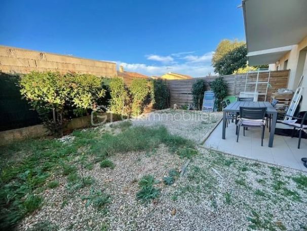 A louer APPARTEMENT T2 47 M2 TERRASSE  SAINT GILLES