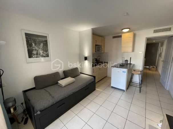 A louer APPARTEMENT T2 27 M2 TERRASSE BORD DE MER CANNES