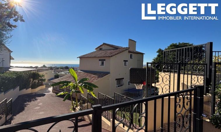 A vendre MAISON  242 M2 VUE MER CAGNES SUR MER