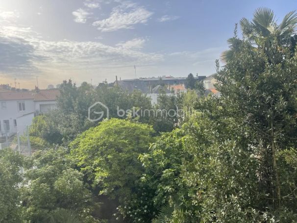 A louer APPARTEMENT T3 72 M2 BORD DE MER LES SABLES D OLONNE