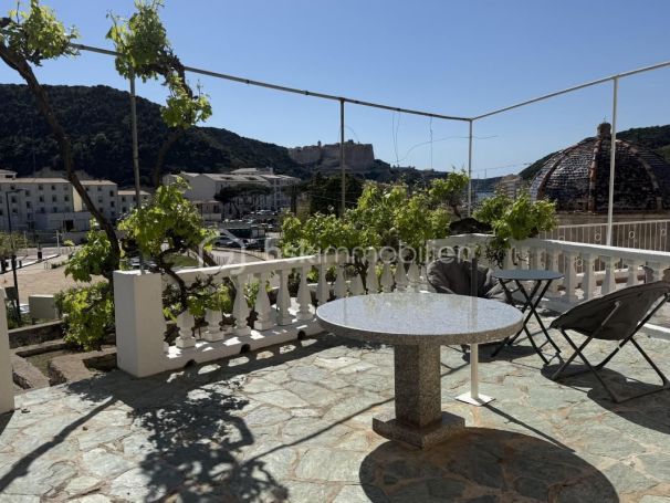 A louer MAISON  6 PIECES 104 M2 BORD DE MER BONIFACIO