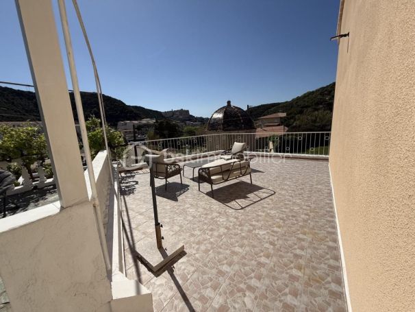 A louer MAISON  6 PIECES 104 M2 BORD DE MER BONIFACIO
