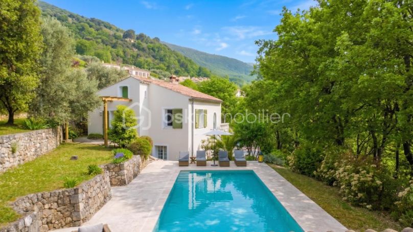 A louer MAISON  4 PIECES 128 M2  GATTIERES