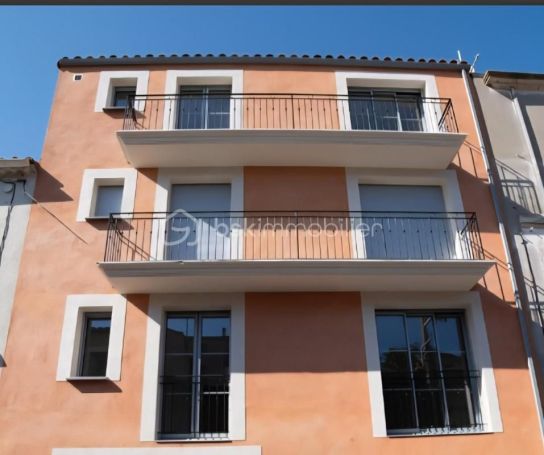 A louer APPARTEMENT DUPLEX DE PRESTIGE NEUF T4 97 M2 TERRASSE BORD DE MER SETE