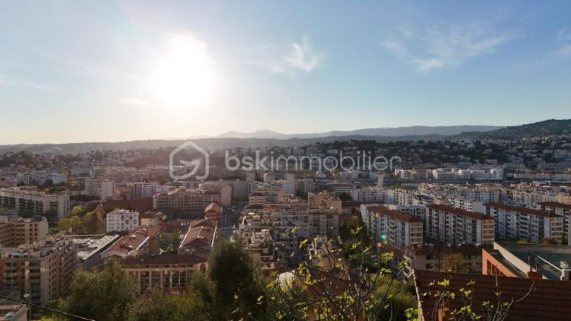 A louer APPARTEMENT DE PRESTIGE T4 105 M2 VUE MER NICE