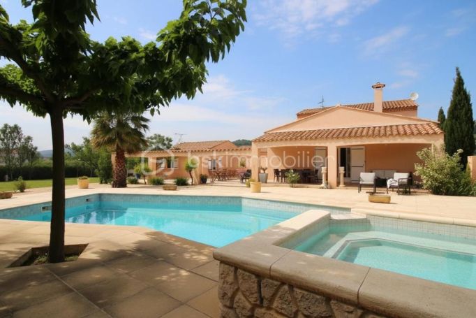 A louer MAISON  6 PIECES 187 M2  CLARENSAC