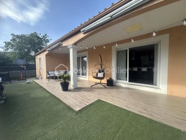A louer MAISON  CONTEMPORAINE  SAINT JULIEN LES ROSIERS