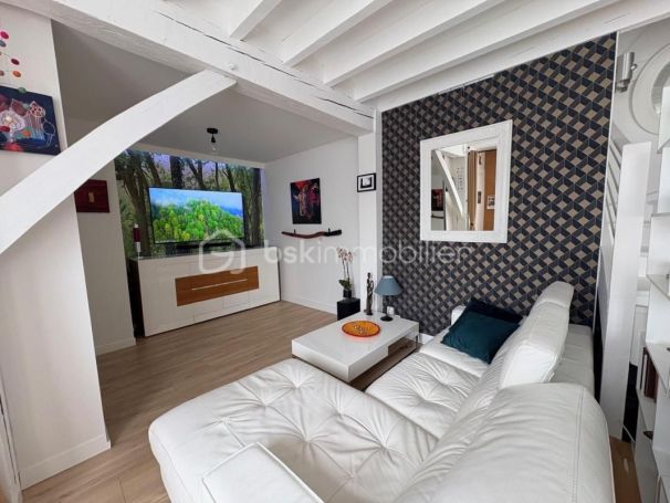 A louer APPARTEMENT T4 85 M2 TERRASSE  PAU