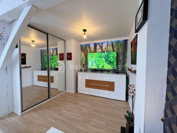 A louer APPARTEMENT T4 85 M2 TERRASSE  PAU