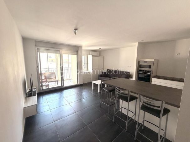 A louer STUDIO  30 M2 BORD DE MER SETE
