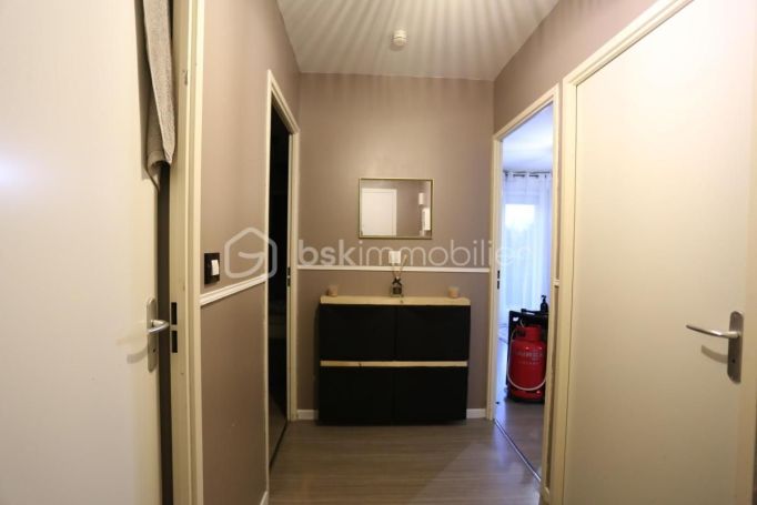 A louer APPARTEMENT T5 48 M2  SALLAUMINES