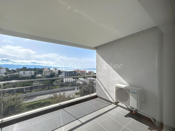 A louer APPARTEMENT T2 44 M2 TERRASSE VUE MER AJACCIO